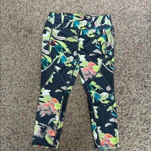 Avia Women's Cropped Pants with Floral Print